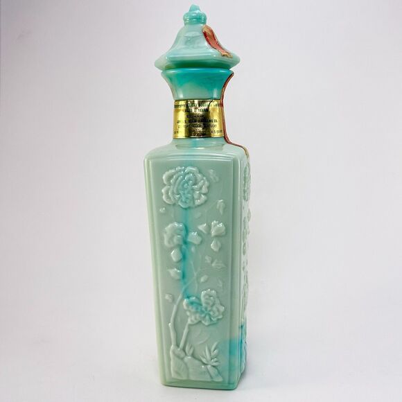 Vtg 1972 Jim Beam Jadeite Milk Glass Decanter Floral Pagoda Shape Stopper EUC - Picture 3 of 8